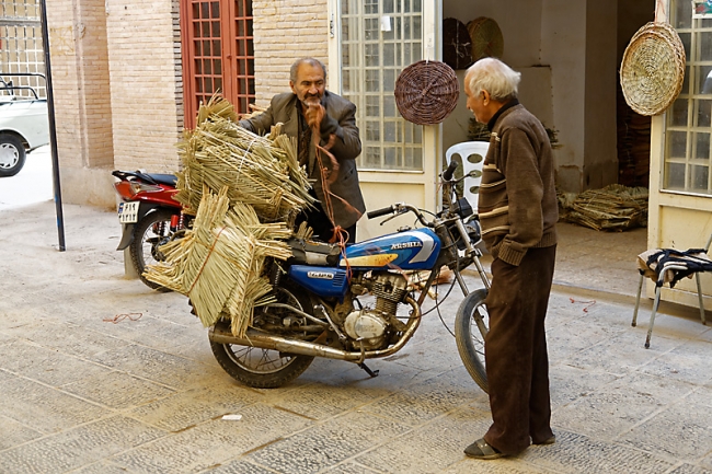 Ispahan-Grand bazar-053